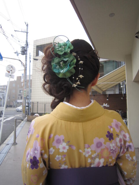 大阪市都島区・城東区・旭区・鶴見区で卒業式の袴レンタル・着付けならカウチーモへ